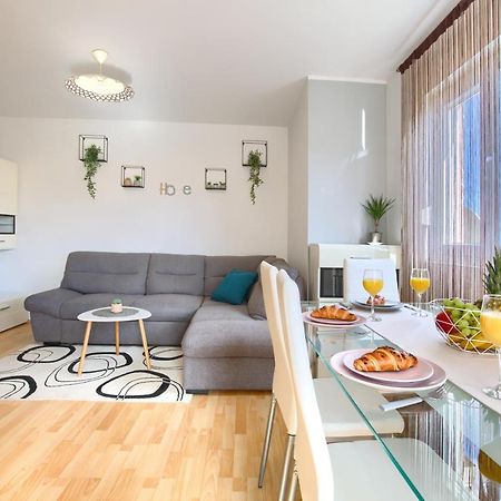 Apartman Andi Leilighet PUY Eksteriør bilde